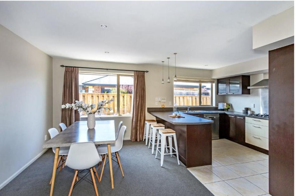 Airport, Motorway, Shopping Handy Christchurch Esterno foto